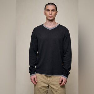 Winter Silks Blue V-Neck Silk & Cashmere Blend Sweater Men's Black Gray Luxury